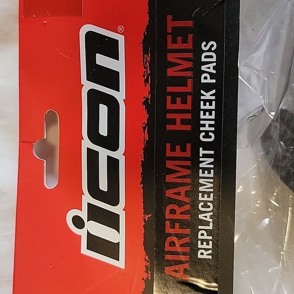 Replacement Cheekpads for Womens Motorcycle helmet - Picture 2 of 7